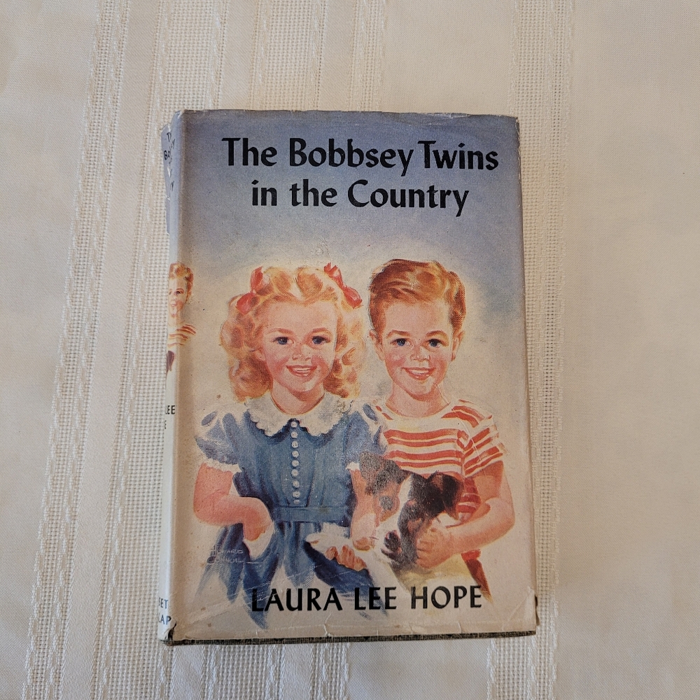 The Bobbsey Twins in the Country Book Vintage Published 1950 Excellent Condition